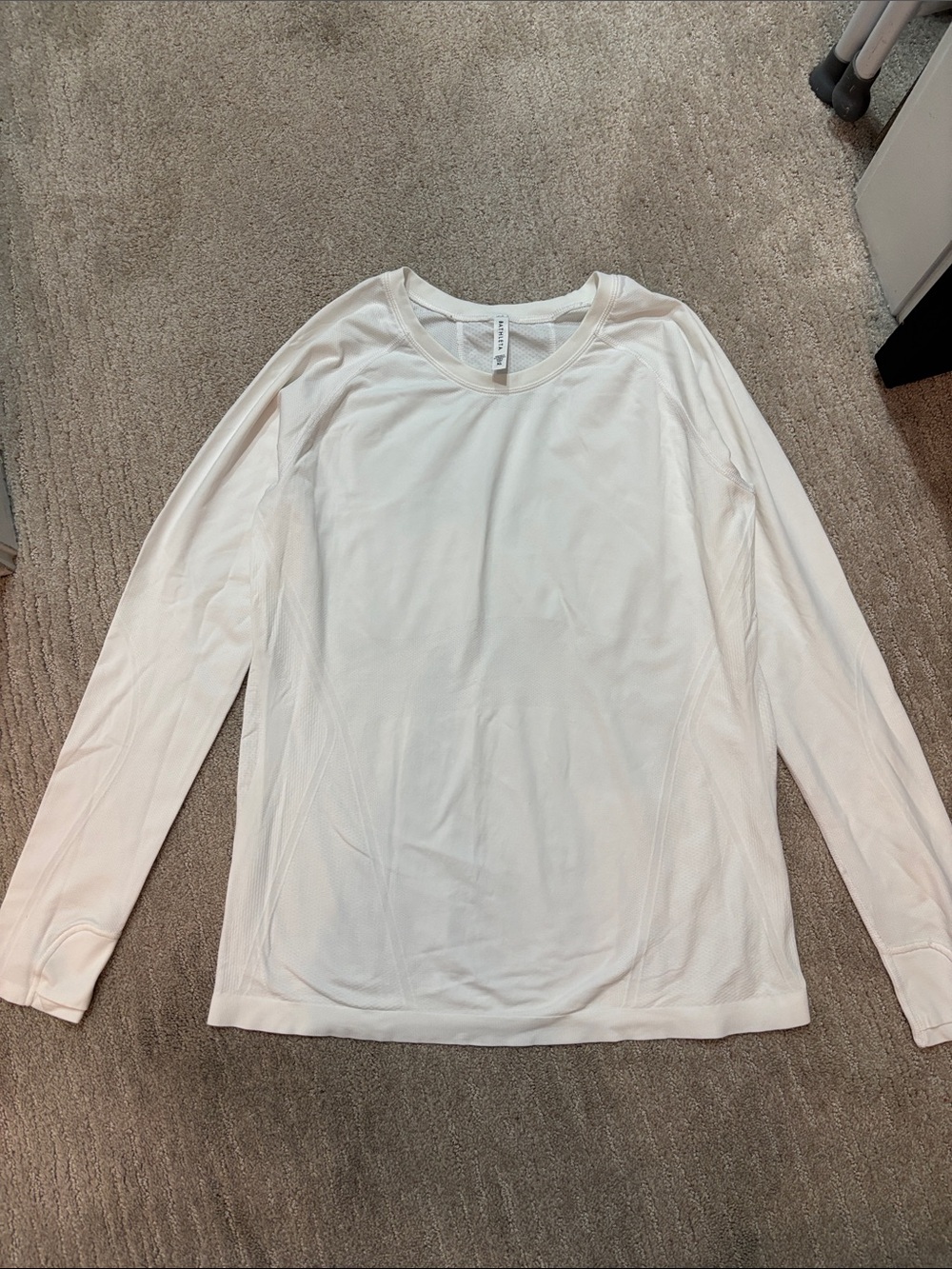 Athleta top